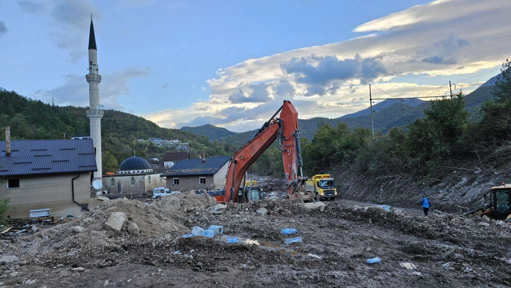 OCCZ HNŽ: Spasilački timovi nastavljaju potragu za stradalima